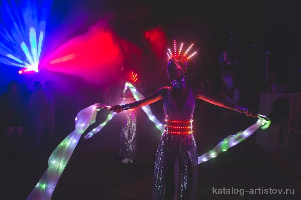 Огненное шоу Bonfire Show, световое шоу — фото 8