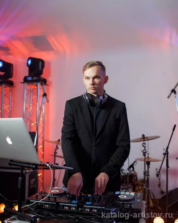Диджей Анатолий Соловьев (DJ Run)