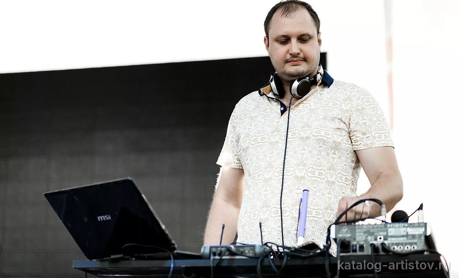 Диджей DJ Morris