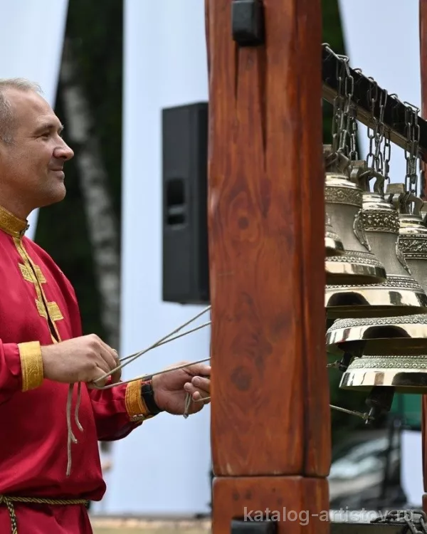 Праздничный звонарь Вадим Мартовой, музыкант