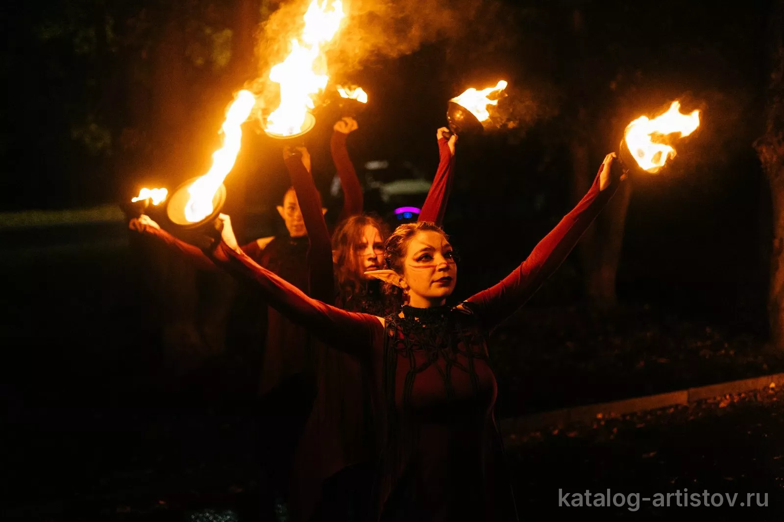 Фаер-шоу Dragon Show, световое шоу — фото 7