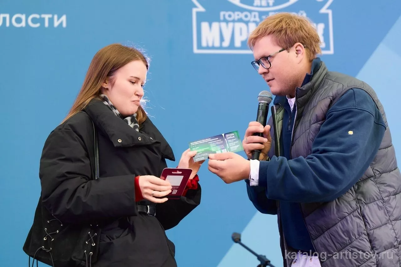 Ведущий Артём Моисеев — фото 3