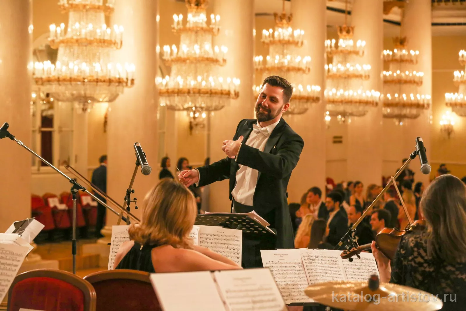 Симфонический оркестр Сити (Moscow City Orchestra), музыкант — видео выступления