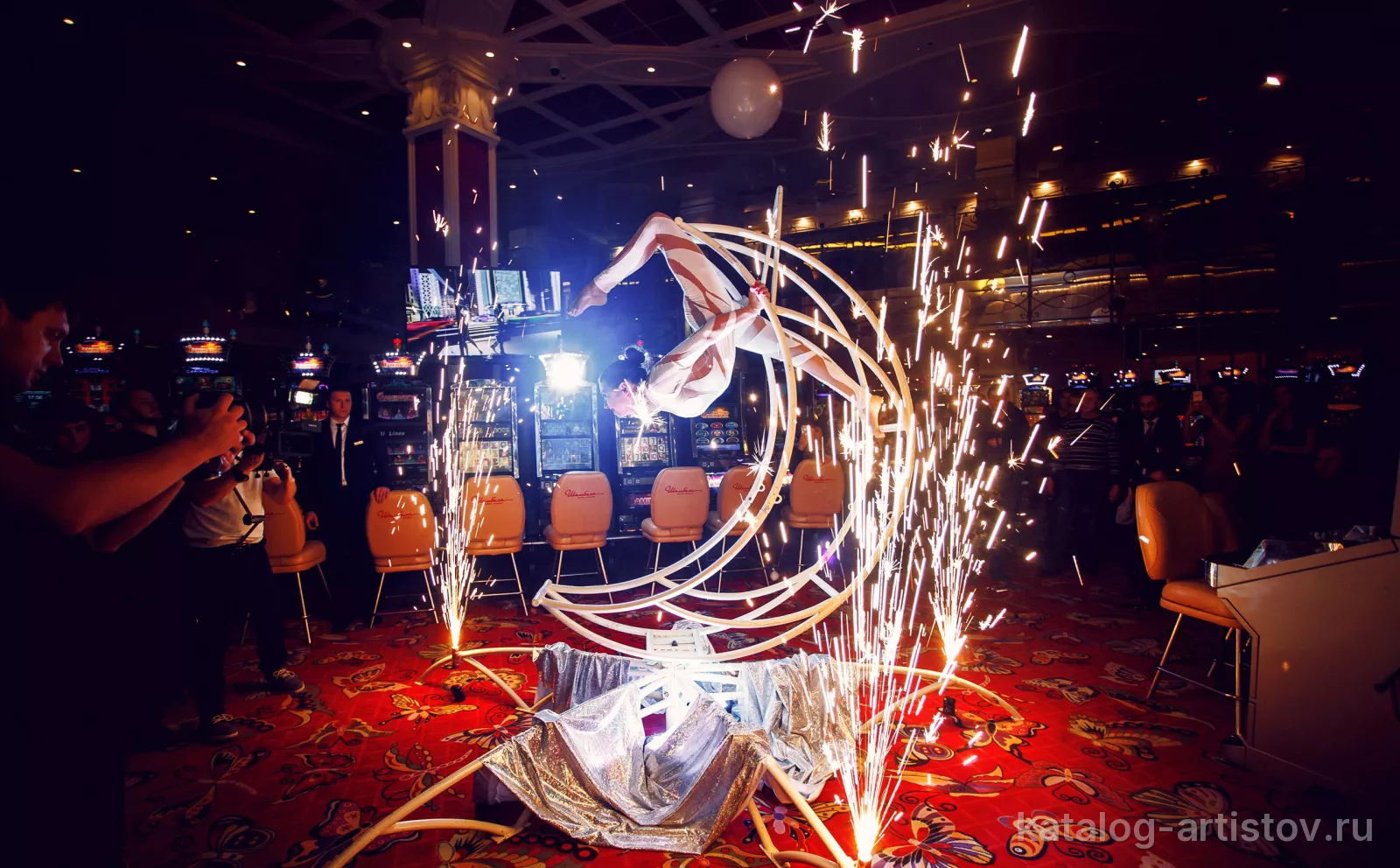 Воздушное шоу Prana Art Project, цирковой артист — фото 5