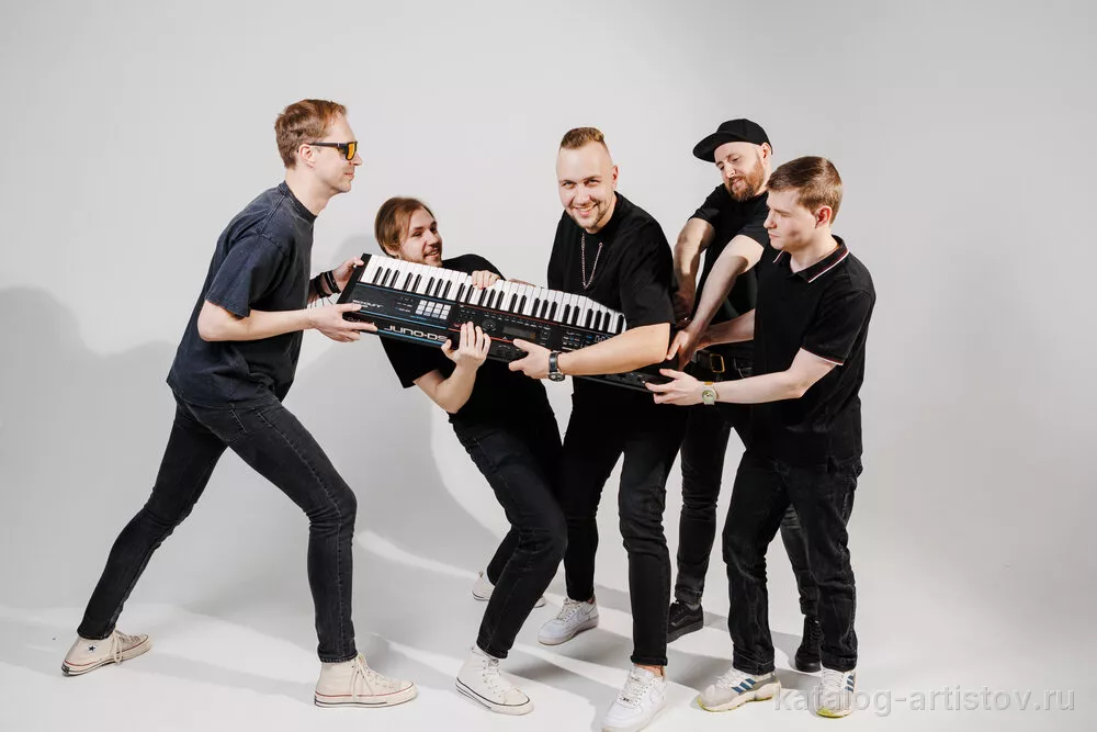 Кавер-группа Rockets — фото 3