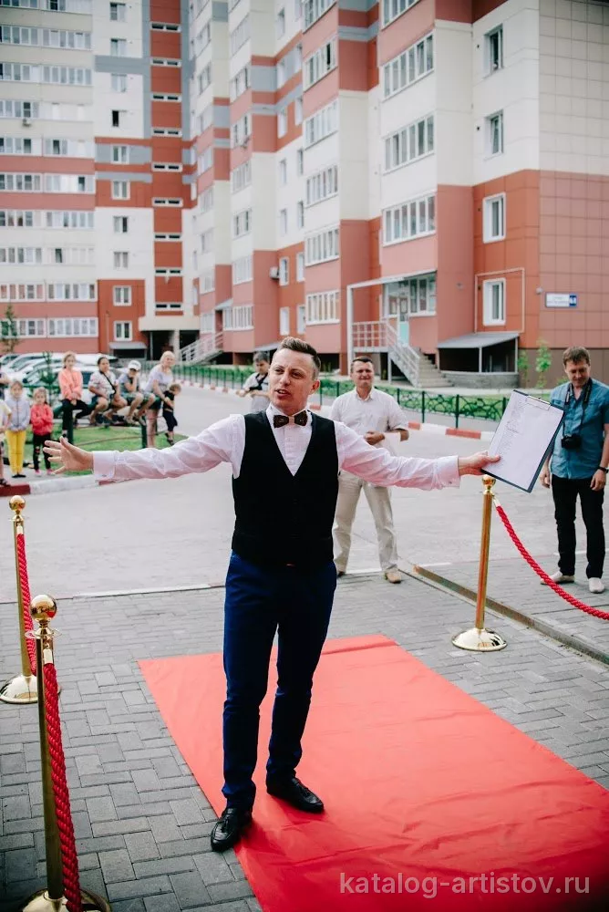 Ведущий Дмитрий Добромиров — фото 6
