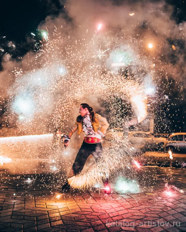 Театр огня и света Magic Fire Show, световое шоу