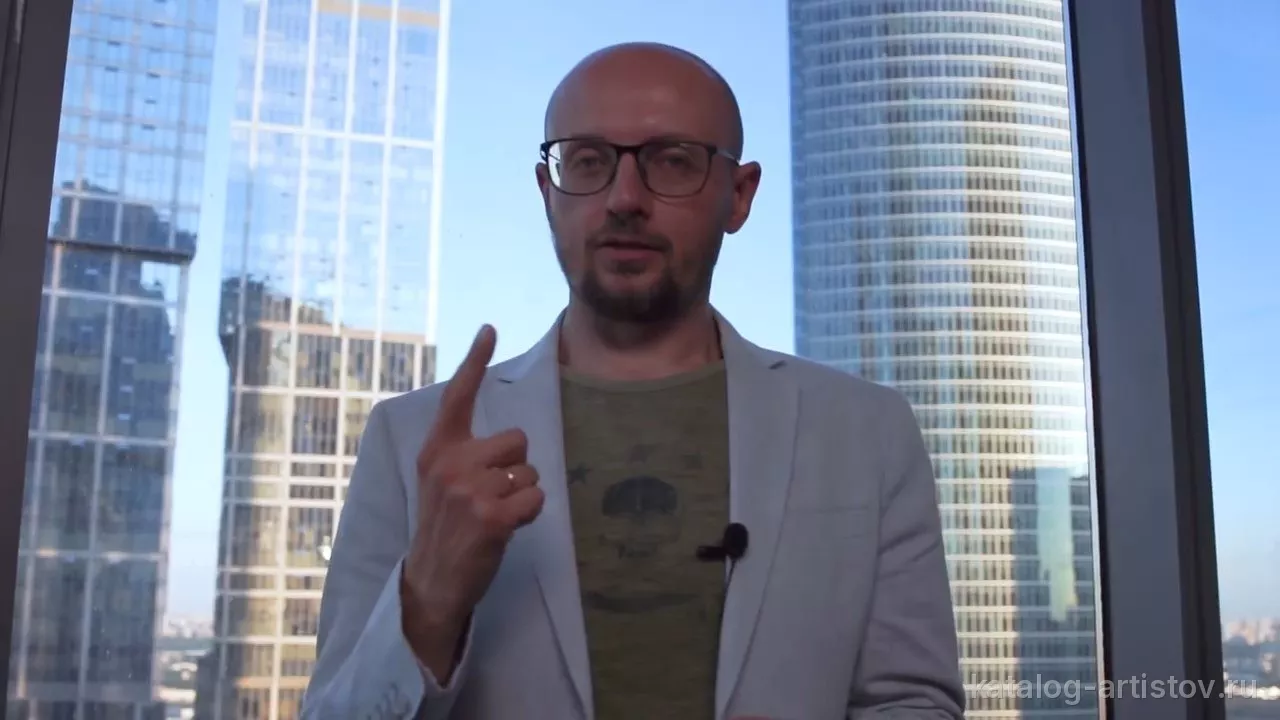 Спикер по бренду и PR Роман Масленников — видео выступления