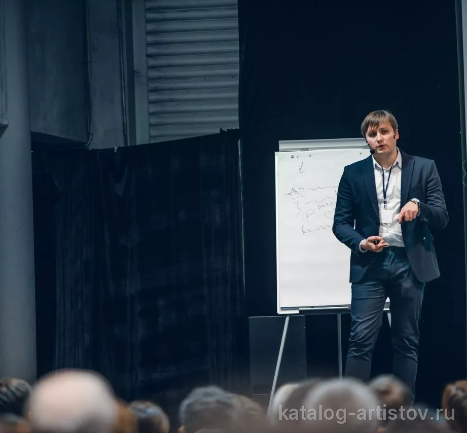 Спикер по маркетингу Антон Петроченков