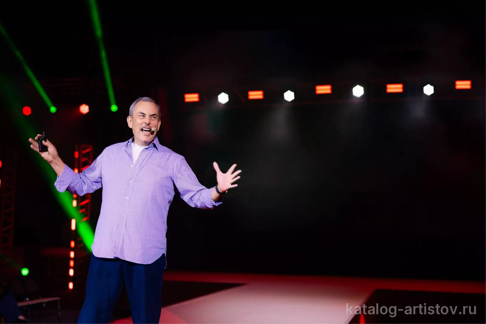 Спикер по бренду и PR Дмитрий Сендеров — видео выступления
