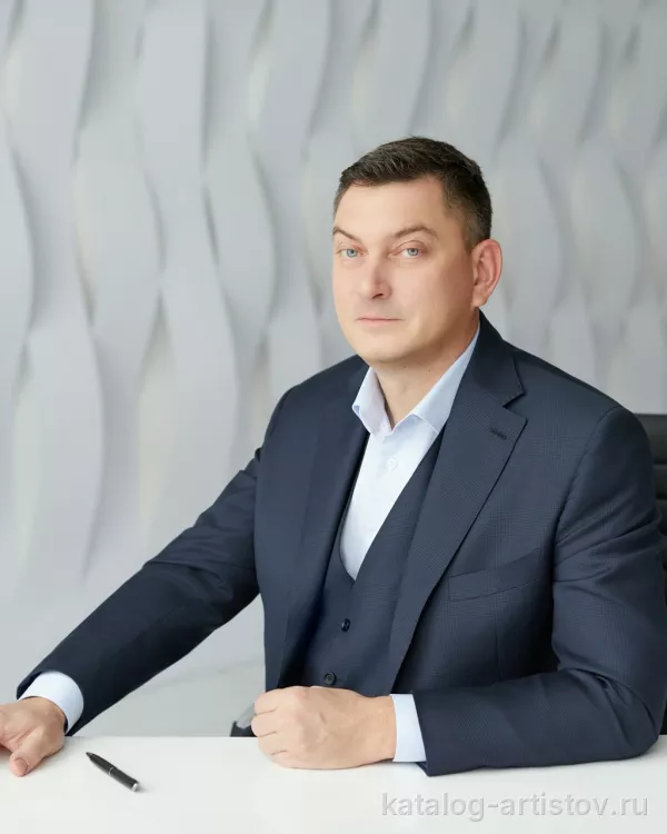 Спикер по лидерству и управлению Максим Батырев
