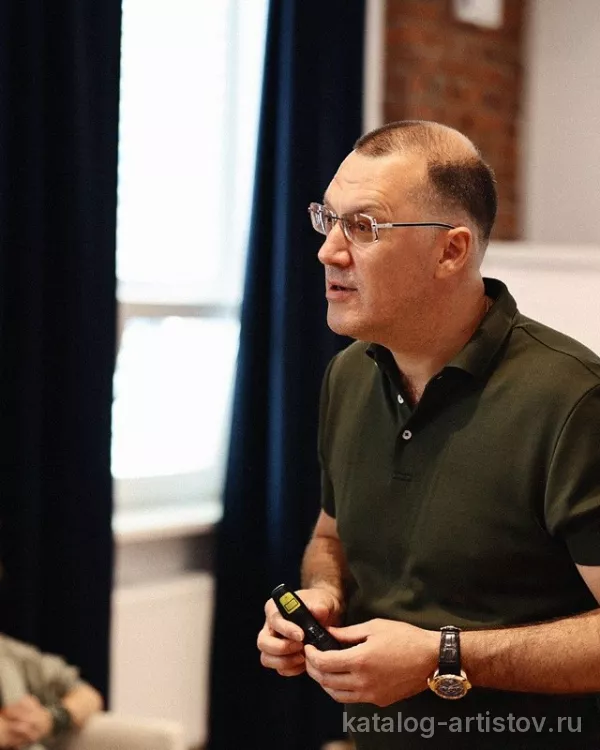 Спикер по предпринимательству Станислав Логунов