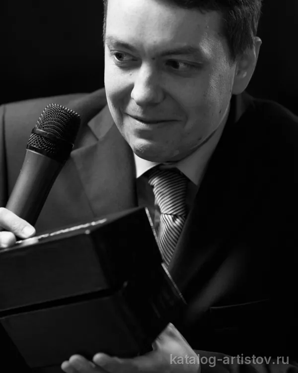 Спикер по ораторскому мастерству Артём Держун