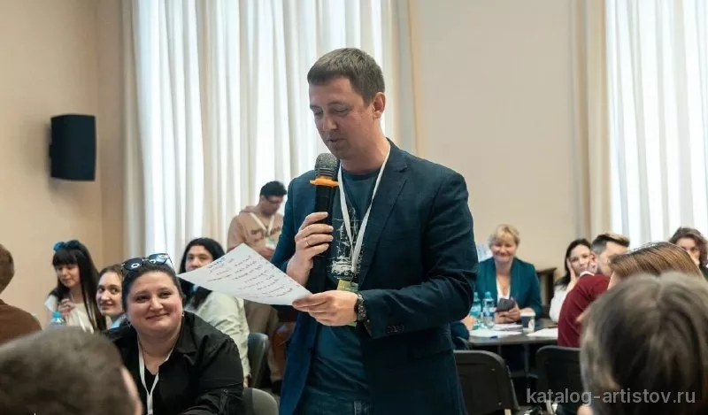 Спикер по маркетингу Роман Володин